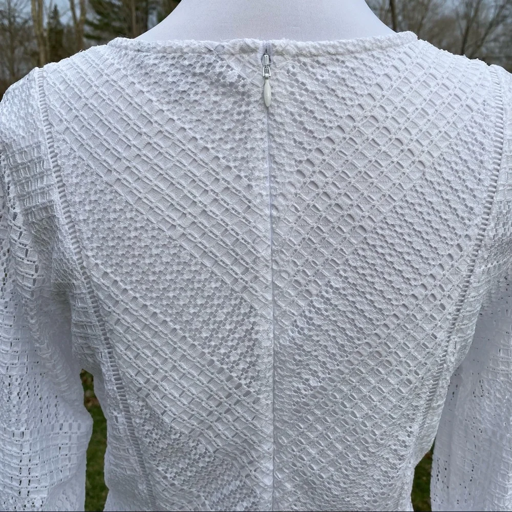 BANANA REPUBLIC TOP BLOUSE WHITE LACE PEPLUM LONG SLEEVE CREWNECK SIZE S